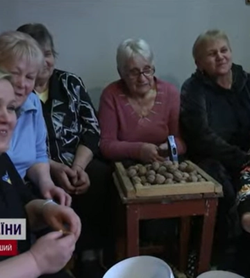 «Батальйон Горішок»: як волинські пенсіонерки наближають Перемогу