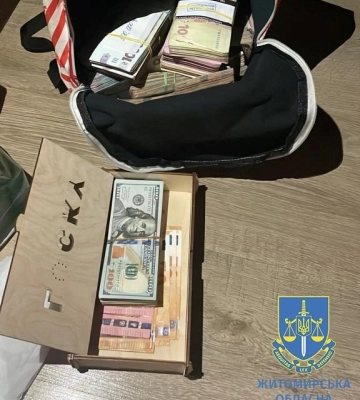 У Житомирі викрито потужне виробництво фальсифікованих електронних цигарок (ФОТО)