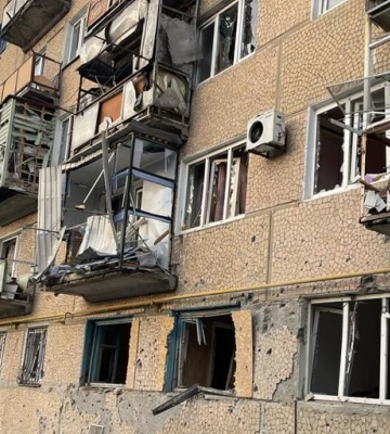 Росіяни обстріляли Курахове на Донеччині. Понад 1000 абонентів залишились без електроенергії