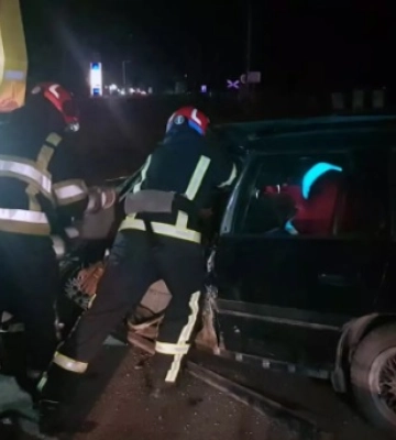 У Павлограді рятувальники звільнили постраждалого водія з розбитого авто