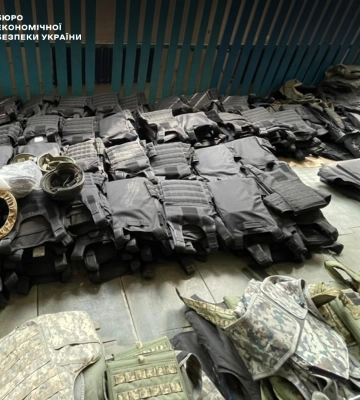 Директор компанії-постачальника неналежних бронежилетів отримав від БЕБ підозру за новою статтею