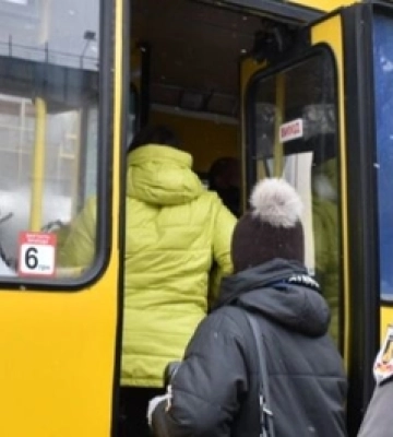 У Луцьку зменшили кількість автобусів на деяких маршрутах