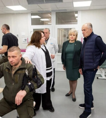 В Днепре открылся реабилитационный центр сети RECOVERY, основанной Виктором и Еленой Пинчуками