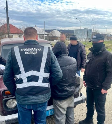 На Закарпатті затримали двох зловмисників, які підозрюються у розповсюдженні нелегальних боєприпасів у регіоні