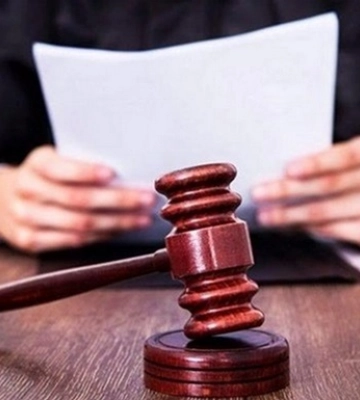 Харків&#039;янку засудили на 15 років за наведення ракет РФ на пункти гумдопомоги