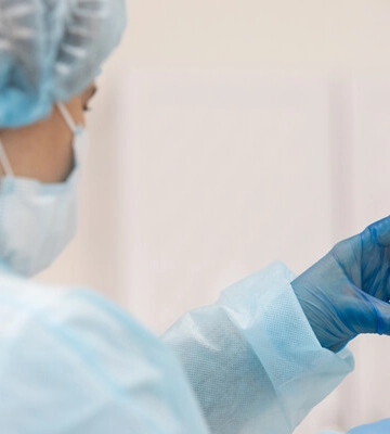 Для подолання COVID-19 Україна має докласти надзусиль і відновити вакцинацію — Кузін