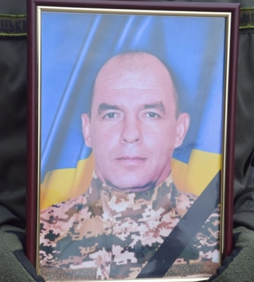 Шосткинці провели в останню путь захисника України