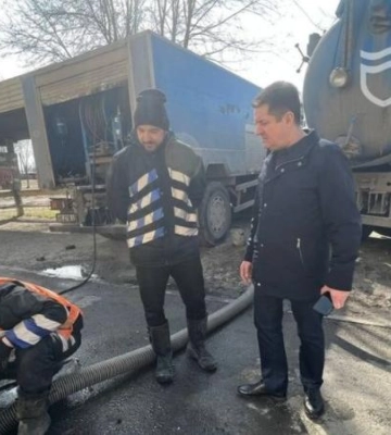 Інспекція містом: черговий перевірив роботу насосно-фільтрувальної станції та водної лабораторії, а також як усувають пориви