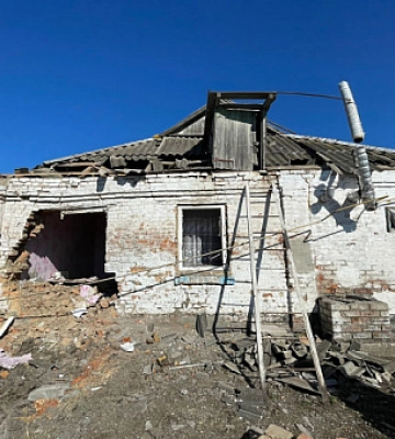 Полицейские документируют последствия вражеских обстрелов Никопольщины