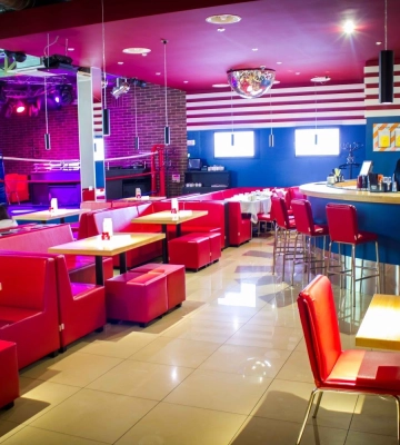MAXIMUS, Ring DJ CAFE та «Колобок»: у Луцьку встановили режим роботи для відомих закладів