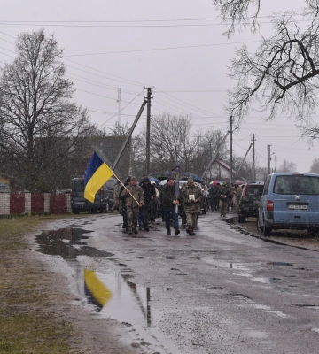 Сьогодні мужньому Герою з Волині випонивлося б 40 років. ФОТО.