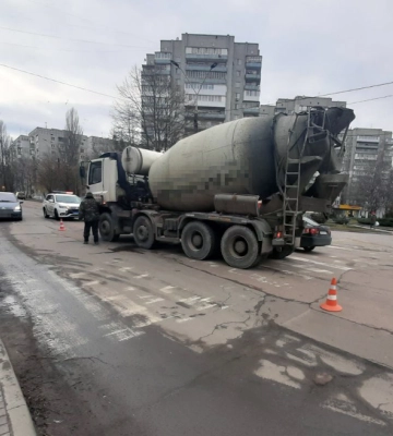 У Житомирі померла у лікарні літня жінка, яку збив автомобіль-бетонозмішувач (ФОТО)