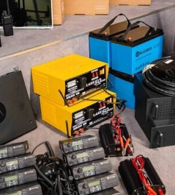 Воїнам на Східному напрямку передадуть дрони, генератори, &quot;Старлінки&quot; та іншу техніку на 6 млн грн. ФОТО
