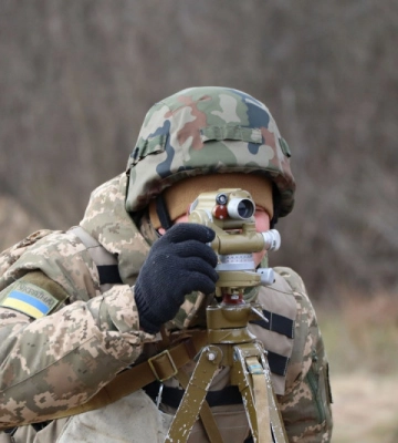 Воїни волинської ТрО тренуються палити цілі противника (Фото)