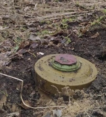 У Чернігівській області трактор підірвався на міні