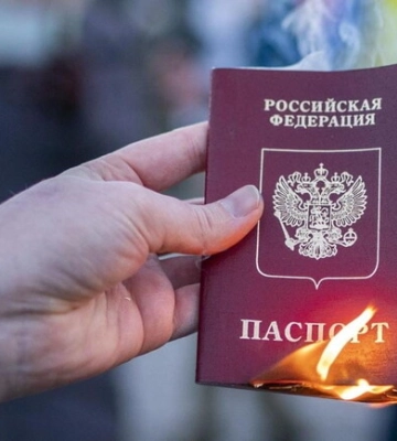 Окупанти Мелітополя кинули колаборантів на гроші: перестали платити їм
