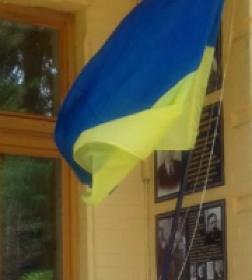 У Ворзелі готуються провести капітальний ремонт меморіалу “Прапор”