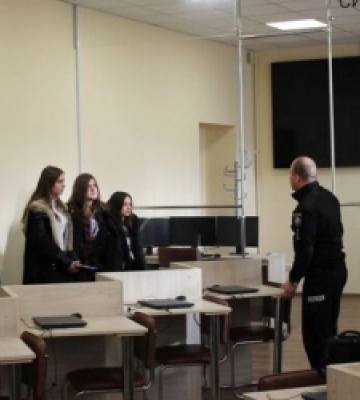 У Львові старшокласників навчають, як правильно обирати професію