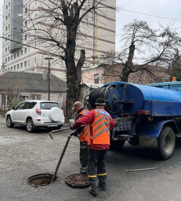 Дніпровська міськрада інформує про роботу комунальників станом на вечір 17 березня