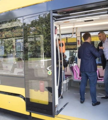 У Києві з понеділка відновлять рух шість трамвайних маршрутів