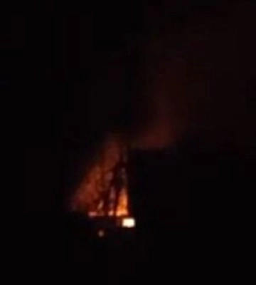 Окупанти обстріляли житлові будинки у Костянтинівці - спалахнула пожежа. ВIДЕО