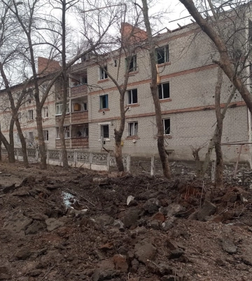 Рашисти вдарили ракетою по селищу Нью-Йорк на Донеччині, - ОВА. ФОТОрепортаж