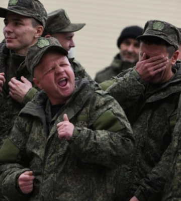 «Алкоголь делает свое дело». Андрющенко объяснил, почему российские военные убивают друг друга в Мариуполе