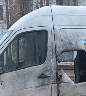 На Донбасі поранено волонтерів з Польщі На Донбасі поранено волонтерів з Польщі