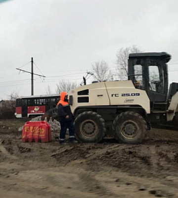На вулиці Ньютона у Центрально-Міському районі Кривого Рогу розширюють дорогу