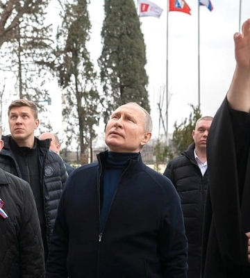 Путін приїхав до Криму — росЗМІ (ВІДЕО)