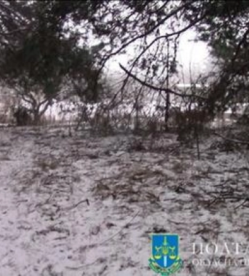 Правоохоронці затримали жінку, що фотографувала військові та критичні об&#039;єкти на Полтавщині