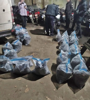 На Рівненщині поліція вилучила партію бурштину на понад мільйон гривень (ФОТО)