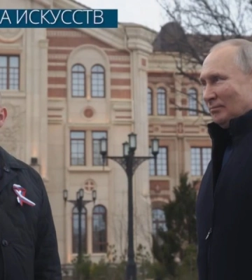 путин впервые за три года приехал в Крым — росСМИ