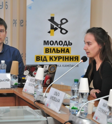 У Львові назвали заклади, де курять найбільше і що саме (відео)