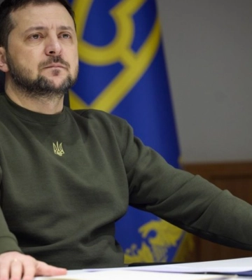 Зеленский провел совещание на Донбассе