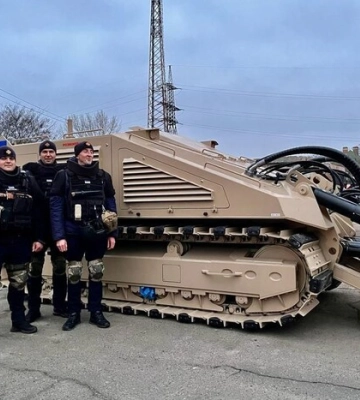 Збережуть життя сапера: Херсонщина отримала два комплекси розмінування