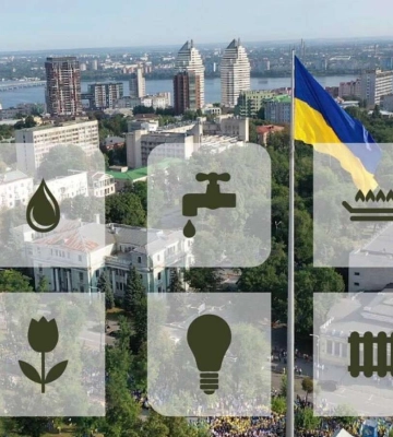 Попри професійне свято, комунальники Дніпра працюють у звичайному режимі. Оперативка на 10-ту ранку