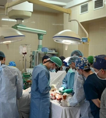 На Закарпатті американські лікарі допомогли нашим врятувати сімох складних пацієнтів