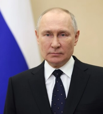 Путін з&#039;їздив до зруйнованого Маріуполя. Відвідав місця злочинів своїх солдатів