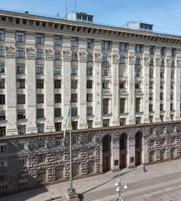 В Киеве планируют переименовать площадь Льва Толстого