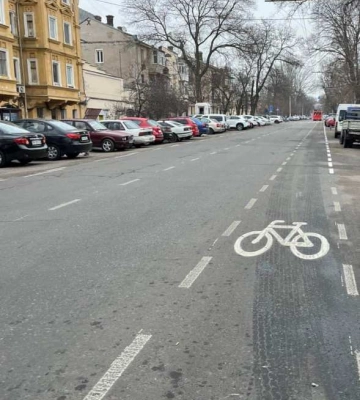 В Одесі оновлюють розмітку на велодоріжках