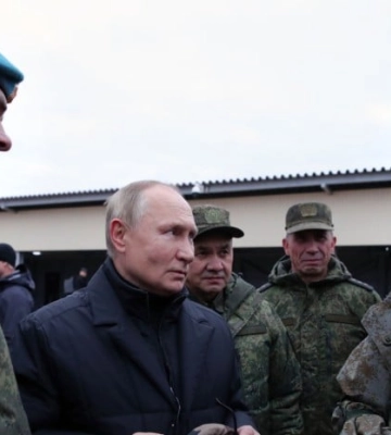 Путін відвідав захоплений Маріуполь. Це перша поїздка диктатора на Донбас після вторгнення в Україну