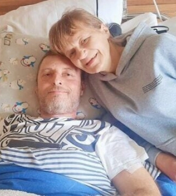 Пять ранений навылет, вырванная взрывом часть бедра: во Франковске лечат 51-летнего защитника Бахмута