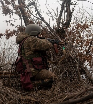 Ворог штурмує Авдіївку та Мар’їнку. Біля Вугледару спад активності російських військ, - Сили оборони
