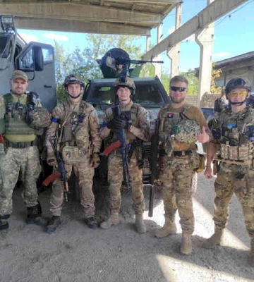 Гвардейцы-кинологи восстанавливают боеспособность служебных собак