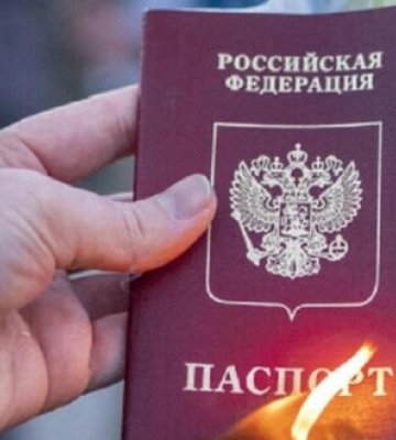 Окупанти до осені хочуть примусово нав’язати російські паспорти 80% населення захопленої частини Запорізької області, - Федоров