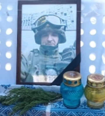 В Острозі поховали захисника України Володимира Бабича