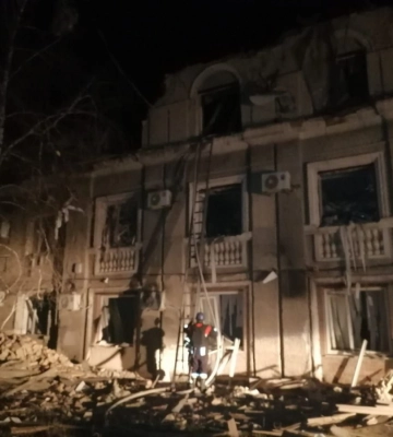 Ворог завдав ракетного удару по Краматорську, пошкоджено будинки. Авдіївку обстріляно з артилерії та &quot;Градів&quot;, - ОВА. ФОТОрепортаж