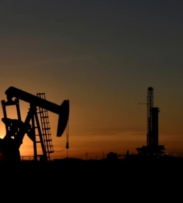 Ціна на нафту різко впала до рівня 2021 року