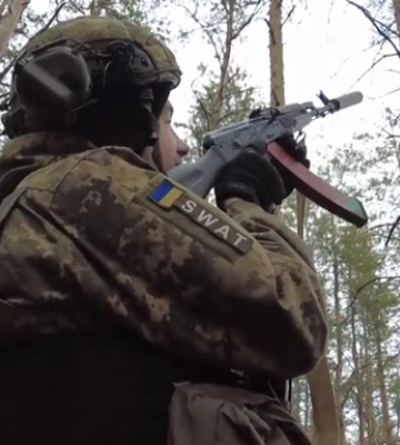 Боєць Луганської тероборони збив два дрони армії РФ за п&#039;ять хвилин
